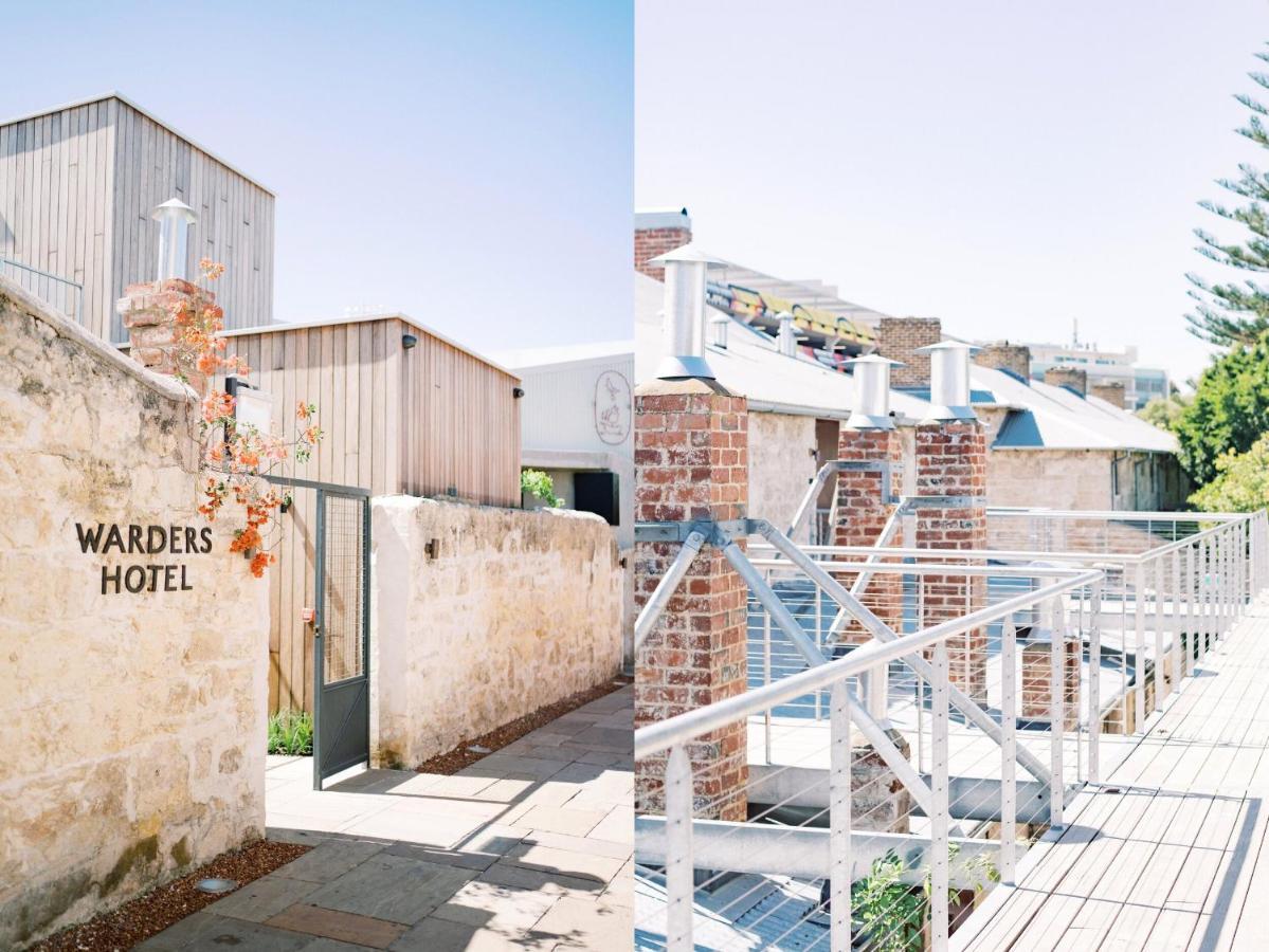 Warders Hotel Fremantle Markets Exterior photo