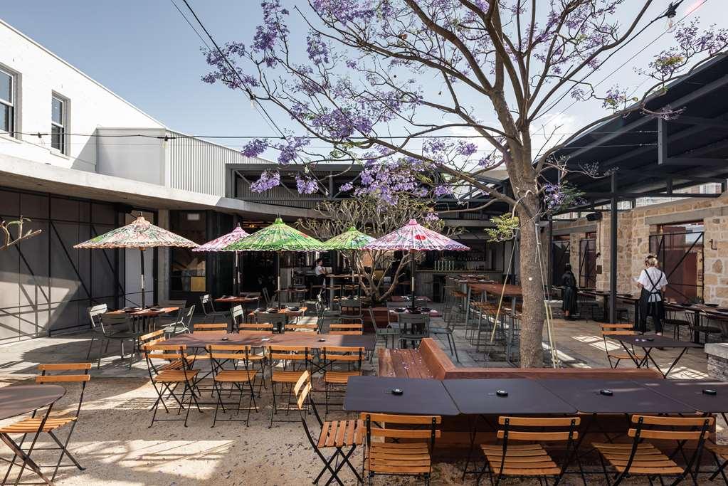 Warders Hotel Fremantle Markets Exterior photo